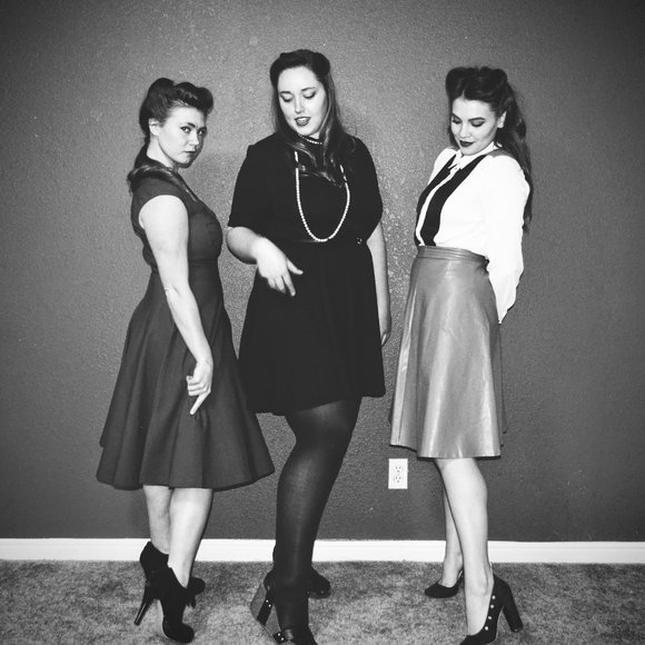 Meet your Posher, Paige - Picture 2 of 4